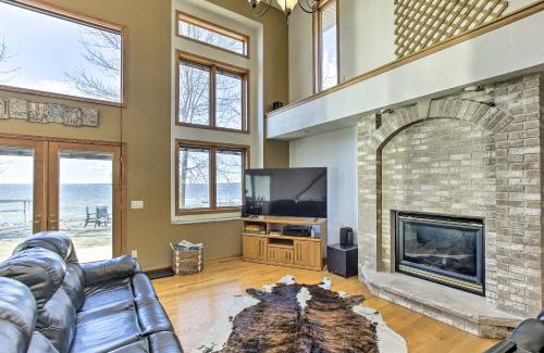 Cecil Casa | Bright Cecil Home with Boat Dock and Lake Access!