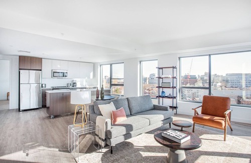 Central Square Apartamento | Bright Central Square 2BR w/ W/D, Gym, near T & Harvard, by Blueground
