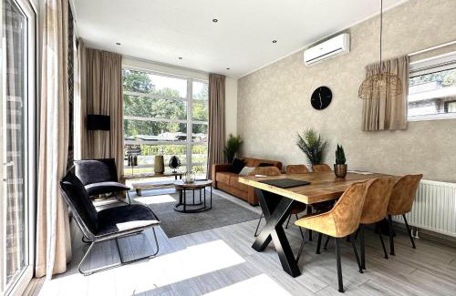 Bosgebied Hoenderloo Casa | Bright Chalet in Nature Park