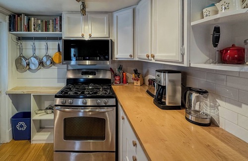 East Deering Casa | Bright Charming Victorian Close to Everything!
