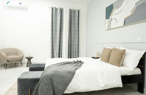 Libreville Apartamento | Bright & Chic Apartment