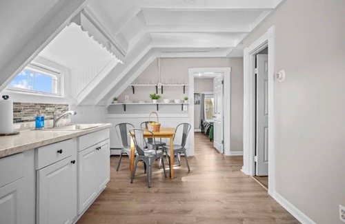 Washington Park Apartamento | Bright & Chic in the City