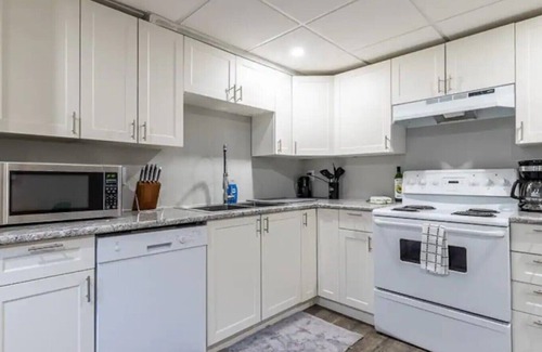 Prince George Casa | Bright & Clean 2BR 1BA Lower Suite w/ WiFi