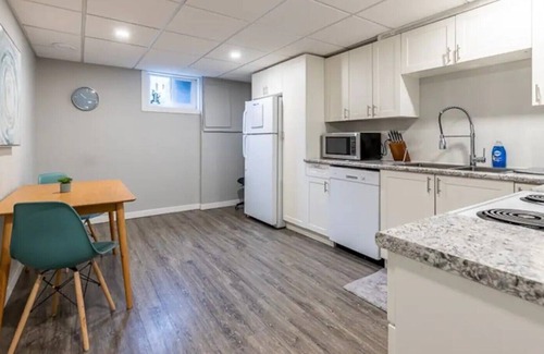 Prince George Casa | Bright & Clean 2BR 1BA Lower Suite w/ WiFi