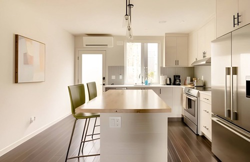 West Queen Anne Casa | Bright & Clean 3br Queen Anne Townhouse | Sophari