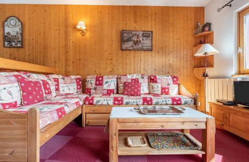 La Perriere Apartamento | Bright Cocoon With Balcony And View On The Valley