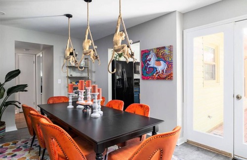 High Point Casa | Bright, colorful home near Market & HPU