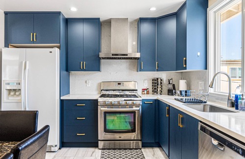 St. Francis Casa | Bright & comfortable 4brs Home in Daly City