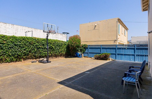 St. Francis Casa | Bright & comfortable 4brs Home in Daly City