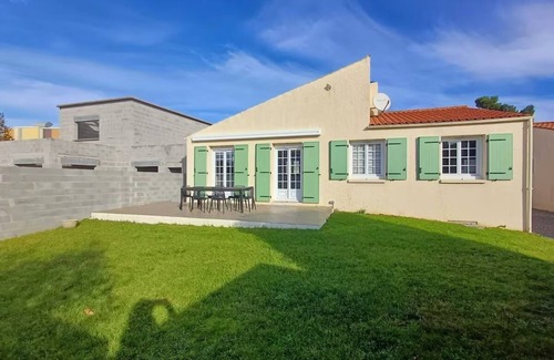 Aytre Casa | Bright, comfortable house