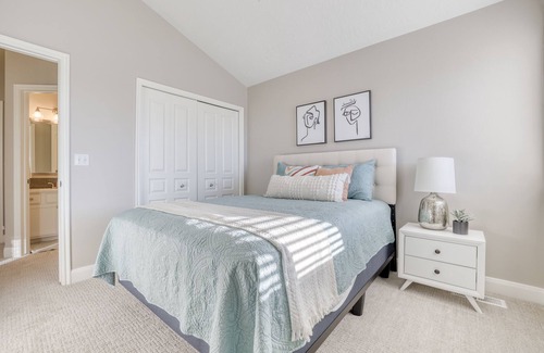Harris Ranch Casa | Bright, comfy home in Harris Ranch, Boise. Near river, trails, BSU. Book now!