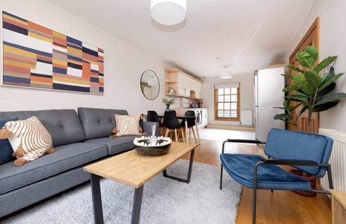 New Town Apartamento | Bright&Cosy Flat near Scottish Gallery