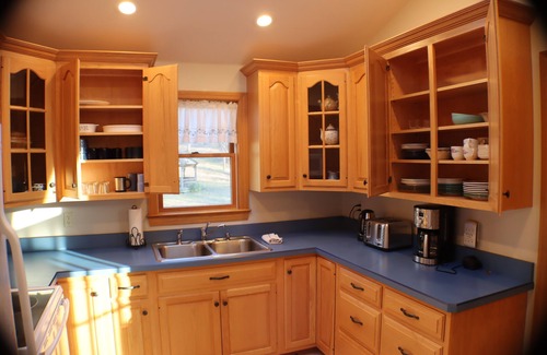 Refton Cabaña | Bright country cottage - 15 minutes from the city!
