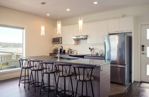 Union Bay Casa | Bright & Cozy Oceanview Getaway in Union Bay - 2 QUEEN BED/1BATH