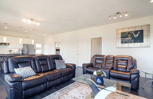 Union Bay Casa | Bright & Cozy Oceanview Getaway in Union Bay - 2 QUEEN BED/1BATH