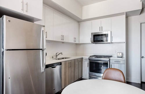 Palms Apartamento | Bright Culver City 1BR w/ Gym & Roof Terrace, nr 405, by Blueground