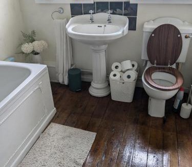 Welford Casa | Bright double room approx 2 mile from city centre