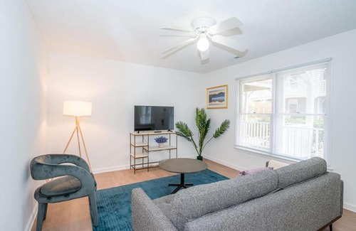 Durham Apartamento | Viagem Durham Bright 1BR with Parking