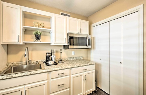 Bandolero - Tarascas Apartamento | Bright El Paso Studio Near Area Attractions!