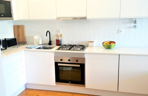Alcantara Apartamento | Bright Family Stay en Belém con Free Parking
