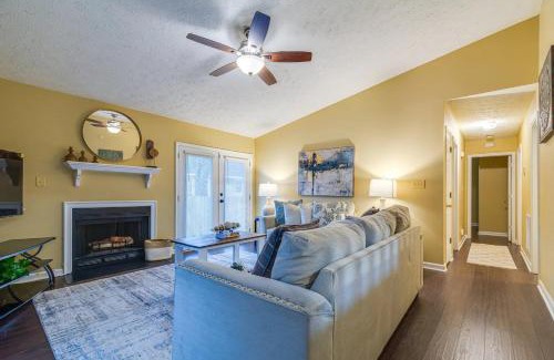Fayetteville Casa | Bright Fayetteville Vacation Home with Fireplace!