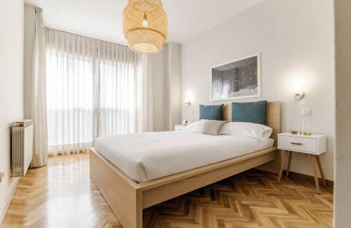 San Blas-Canillejas Apartamento | BRIGHT FLAT Parking/Wanda Metropolitano/Airport