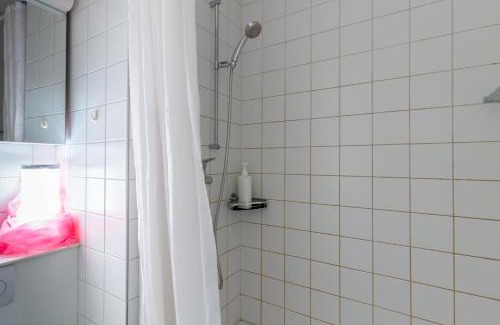 Gundeldingen Apartamento | Bright Flat with Workspace near Downton
