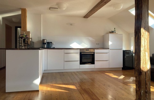 Muritz Casa | Bright guest apartment in the center of the village with a huge garden not far from the Havel spring