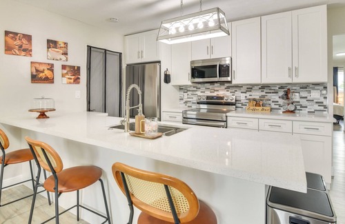 West Hollywood Casa | Bright Hollywood Vacation Rental, Close to Beaches!