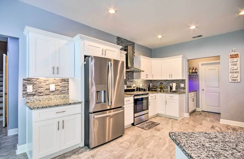 Hopkins Casa | Bright Hopkins Home w/ Game Room & Fire Pit!