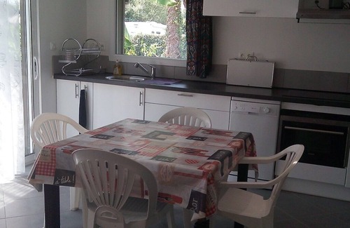 Saubion Casa | BRIGHT HOUSE, Pets allowed, near SEA, FOREST AND BIKE ROUTES