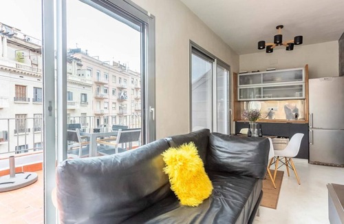 El Putget i Farro Apartamento | Luminosos ático a estrenar con dos terrazas muy bien orientado para 4