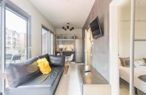 El Putget i Farro Apartamento | Luminosos ático a estrenar con dos terrazas muy bien orientado para 4