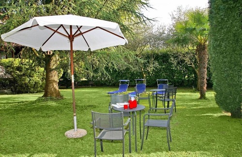 Colà Di Lazise Apartamento | Bright lake view apartment near Lake Garda amusement parks