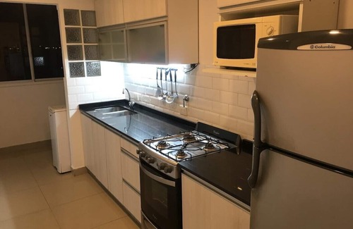 Olivos Apartamento | Amplio & Luminoso 2 Amb en Olivos / 500MB WiFi / 3PAX