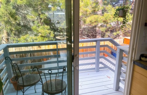 East Boulder Casa | Bright & Light 2BR Townhome in Boulder with AC, WiFi