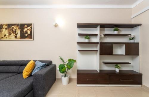 Gale Apartamento | Bright Lovely Flat w/Balcony