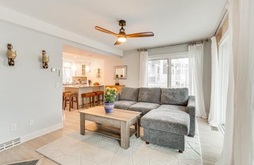 Milford Casa | Bright Milford Beach House with Outdoor Shower