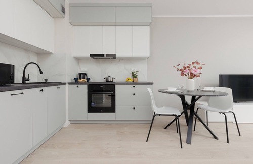 Warsaw Apartamento | Bright & Modern Apartment by Renters