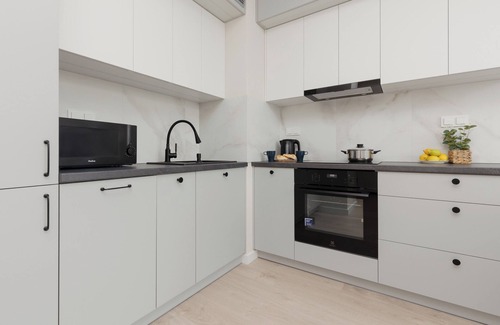 Warsaw Apartamento | Bright & Modern Apartment by Renters