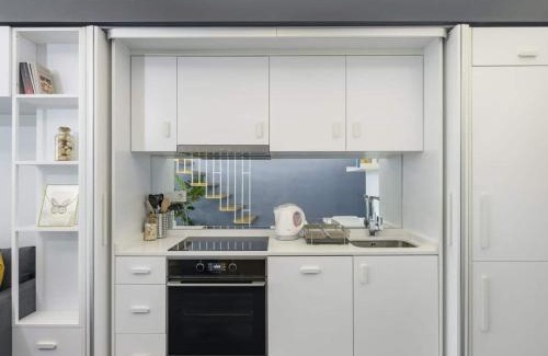 Taksim Hotel | Bright Modern Design New Duplex Loft Patio! #145
