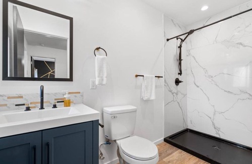 Downtown Apartamento | Bright Modern One BR Apartment in SFO