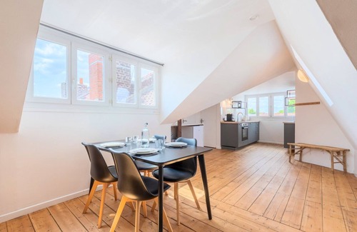 Wazemmes Apartamento | Bright one bedroom next to Wazemmes market