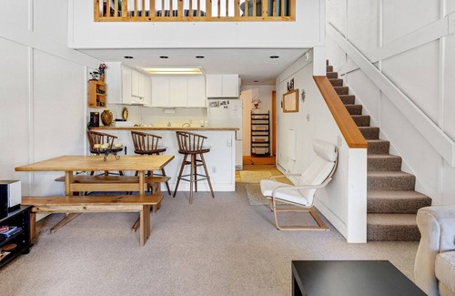 Bear Valley Condominio | Bright, open, and dog friendly! - Creekside #51 by RedAwning