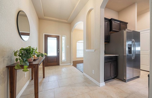 San Antonio Casa | Bright Open Concept Home next to Sea World