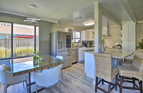 Ormond Beach Casa | Bright Ormond Beach Home ~ 14 Mi to Daytona!