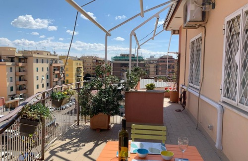 Prenestino-Centocelle Apartamento | Bright Penthouse Terrace Centocelle