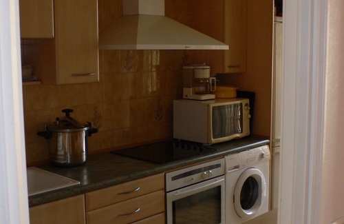 Mantega Apartamento | Apartamento luminoso, tranquilo y céntrico con balcón y aire acondicionado.