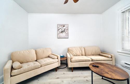 Bridgeview Apartamento | Bright Quiet One Bedroom Apartment