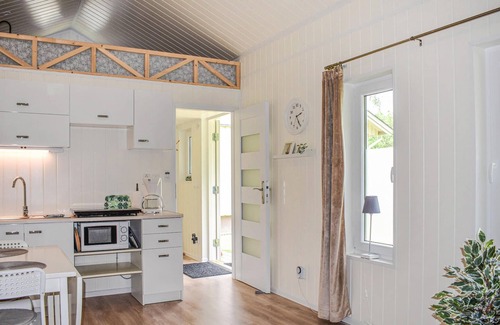 Torhamn Casa | Bright, quietly located cottage close to the water.